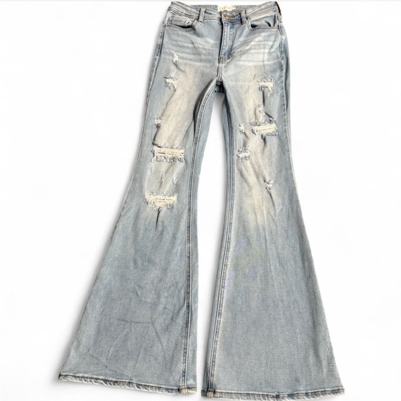Cello Denim - Women’s Cello Distressed, Super Flare Jeans. Size 5